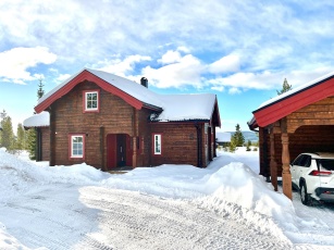 Lunavägen 8-10 personer