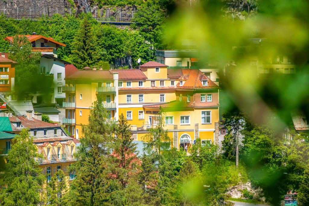 Hotel Bristol Sommer