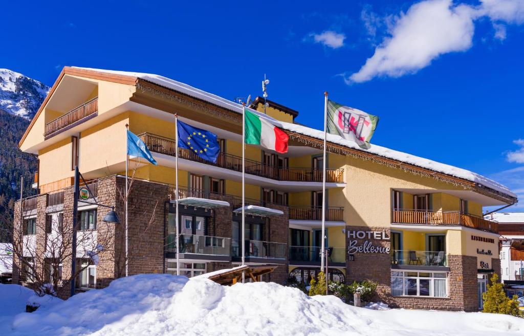 Hotel & Club Bellevue Post