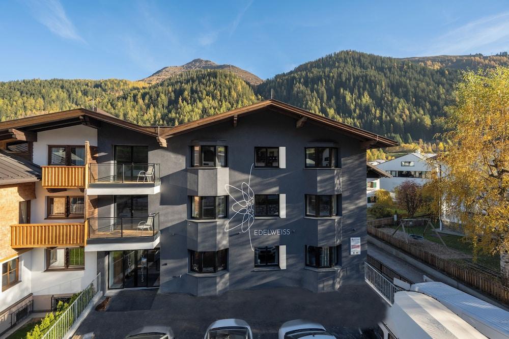 Hotel Edelweiss (Adults only)