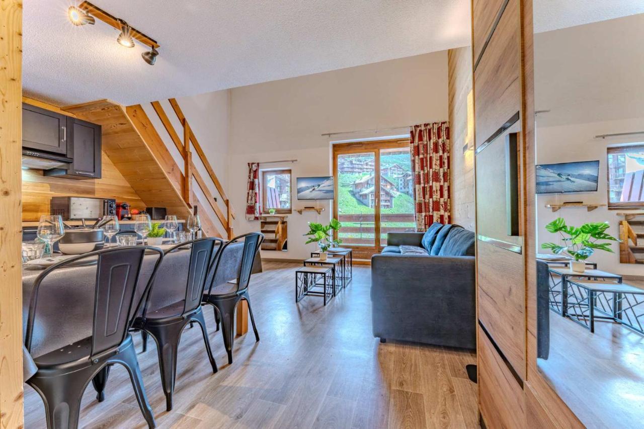 Ski-In And Out with Panoramic Views Central