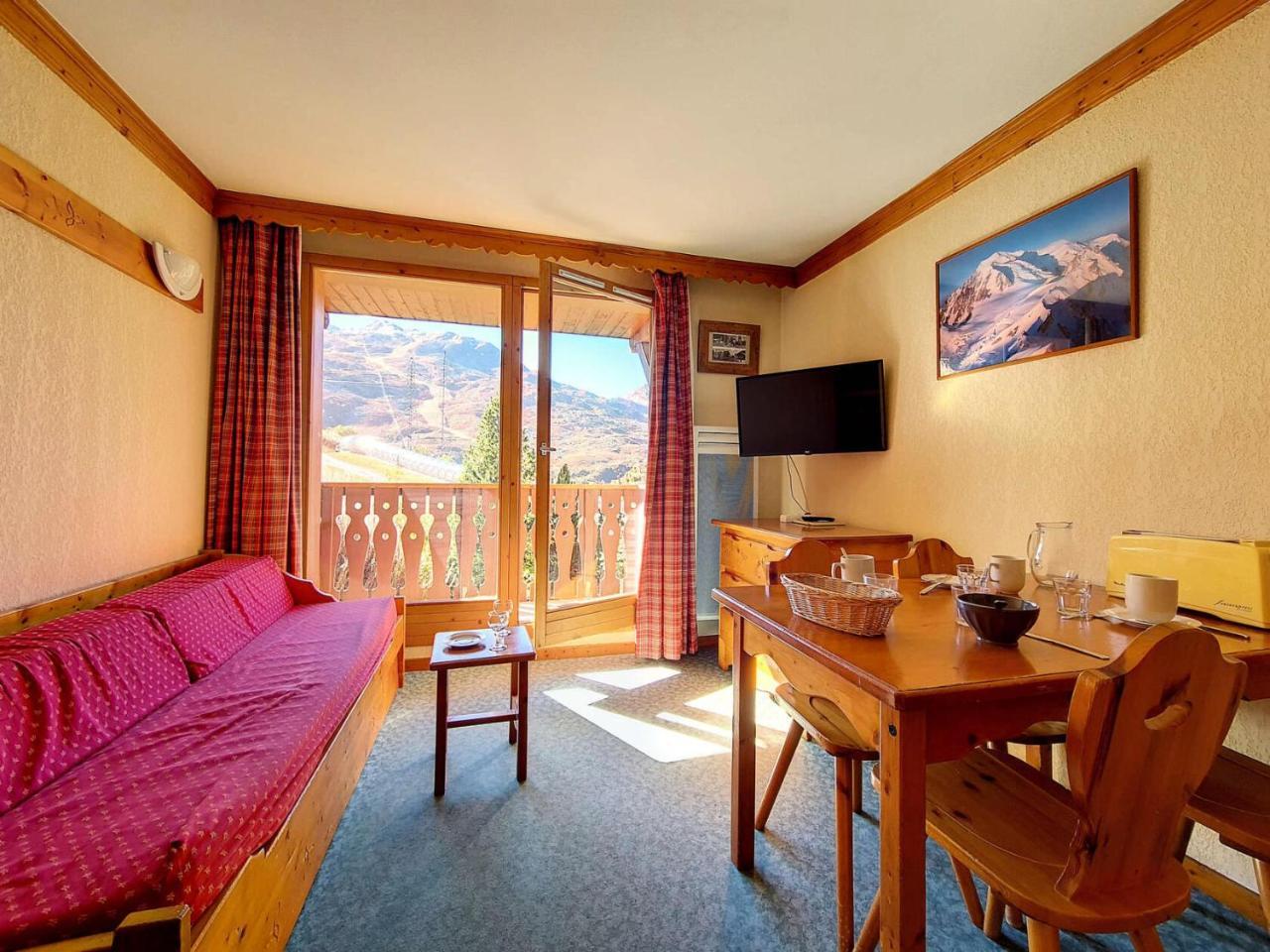 Residence Valmonts a - Appartement Standard · Depart Ski Aux Pieds · Balcon Mae-2624