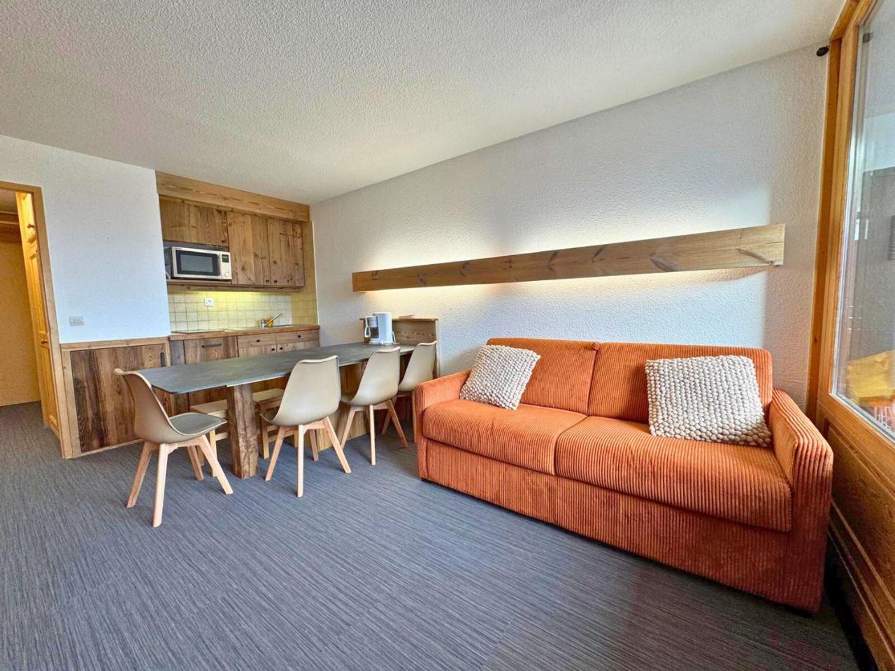 Studio Ensoleille Pour 5 Pers. a la Croisette, Menuires - Balcon, Pied Des Pistes - Fr-1-452-359