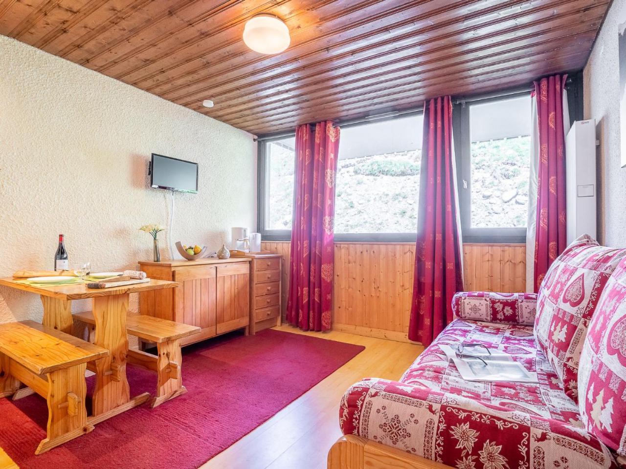 Apartment Serac B4 by Interhome