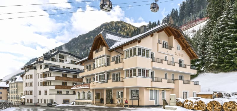 Hotel "Pra Monte"