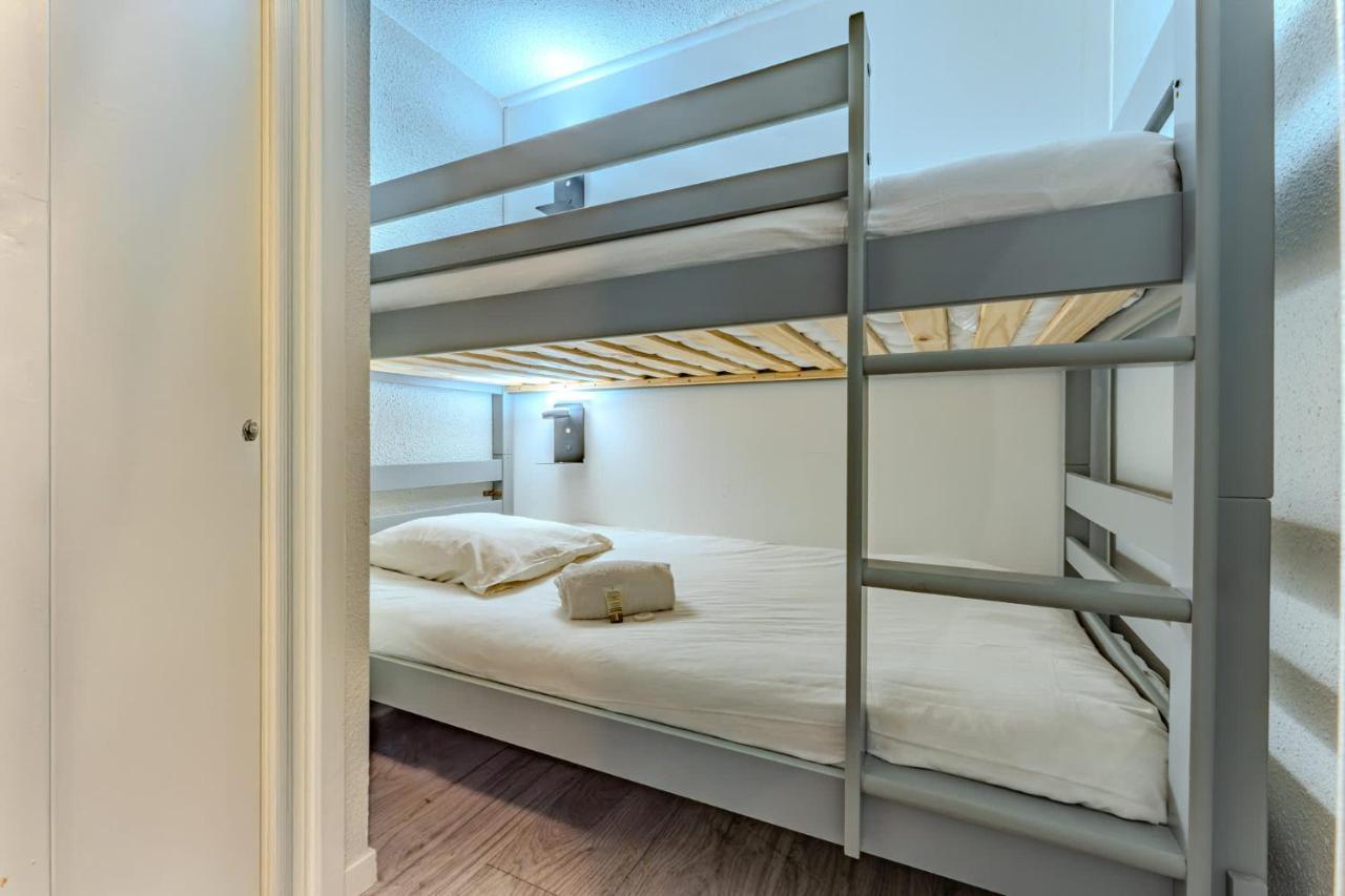 Ski-In Ski-Out 2br Apartment with Mountain View - Val Thorens - Residence Le Joker