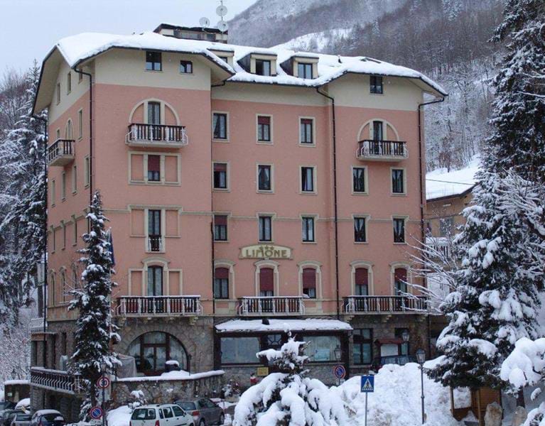 Residence Limone Palace