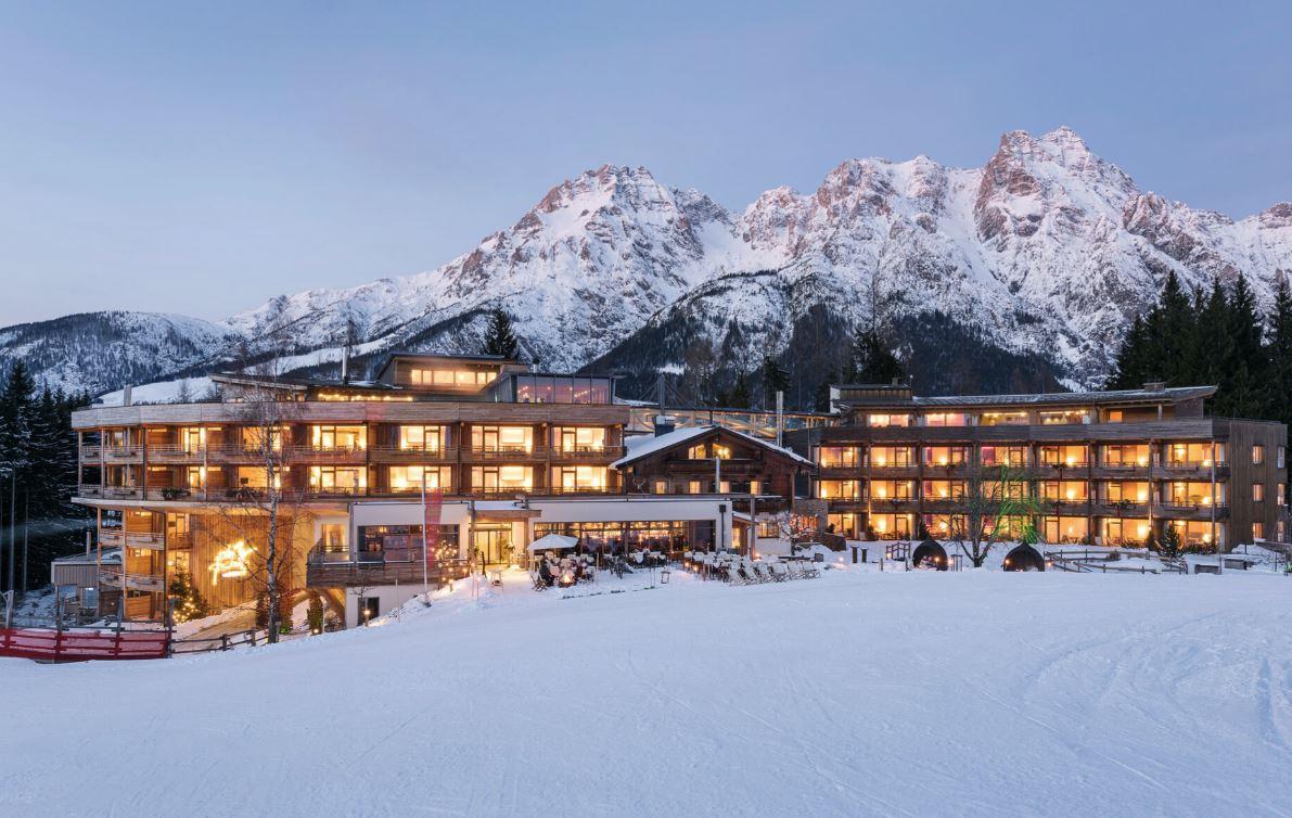 Forsthofalm Holzhotel 