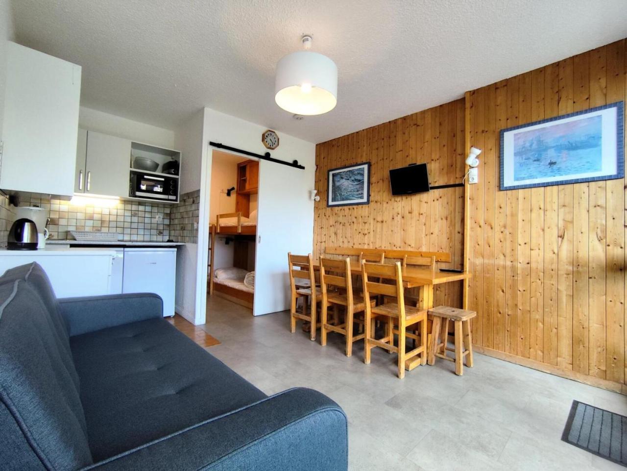 Residence Lac du Lou - Val Thorens Location: Appartement de 38 M2 Au 7eme Etage, Skis Aux Pieds, Balcon Expose Sud Mae-9021
