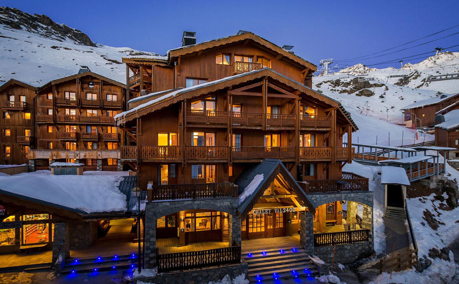 Chalet Val 2400