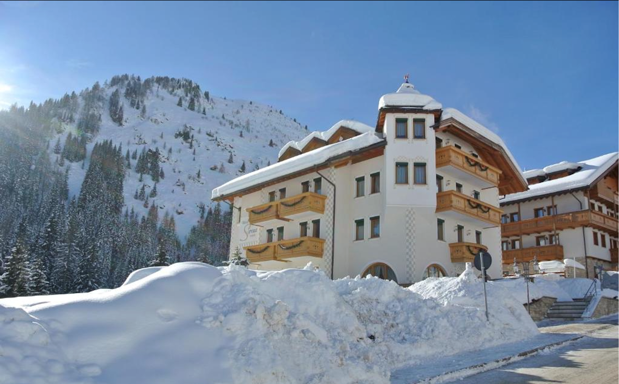 Hotel Serena