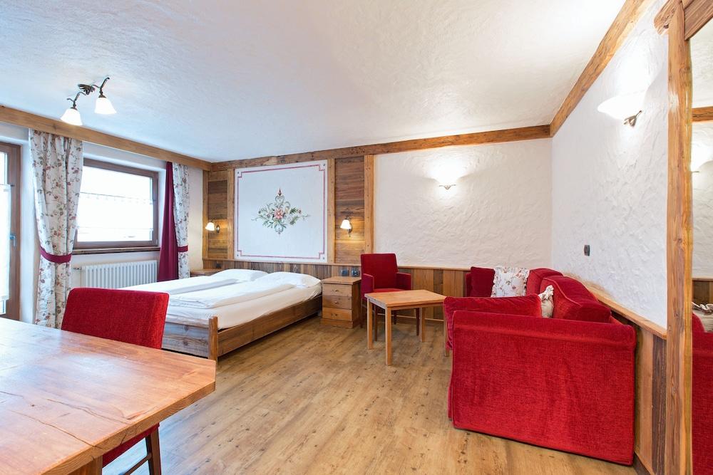 Hotel Crosal