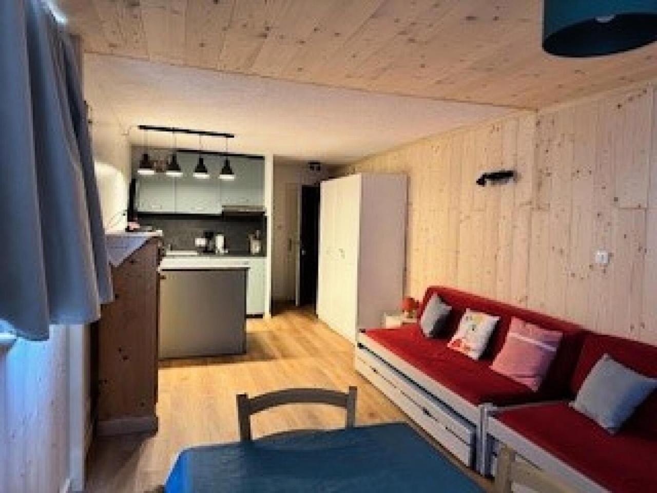 Residence Trois Vallees - Studio Pour 3 Personnes a Proximite Des Commerces . Mae-7764