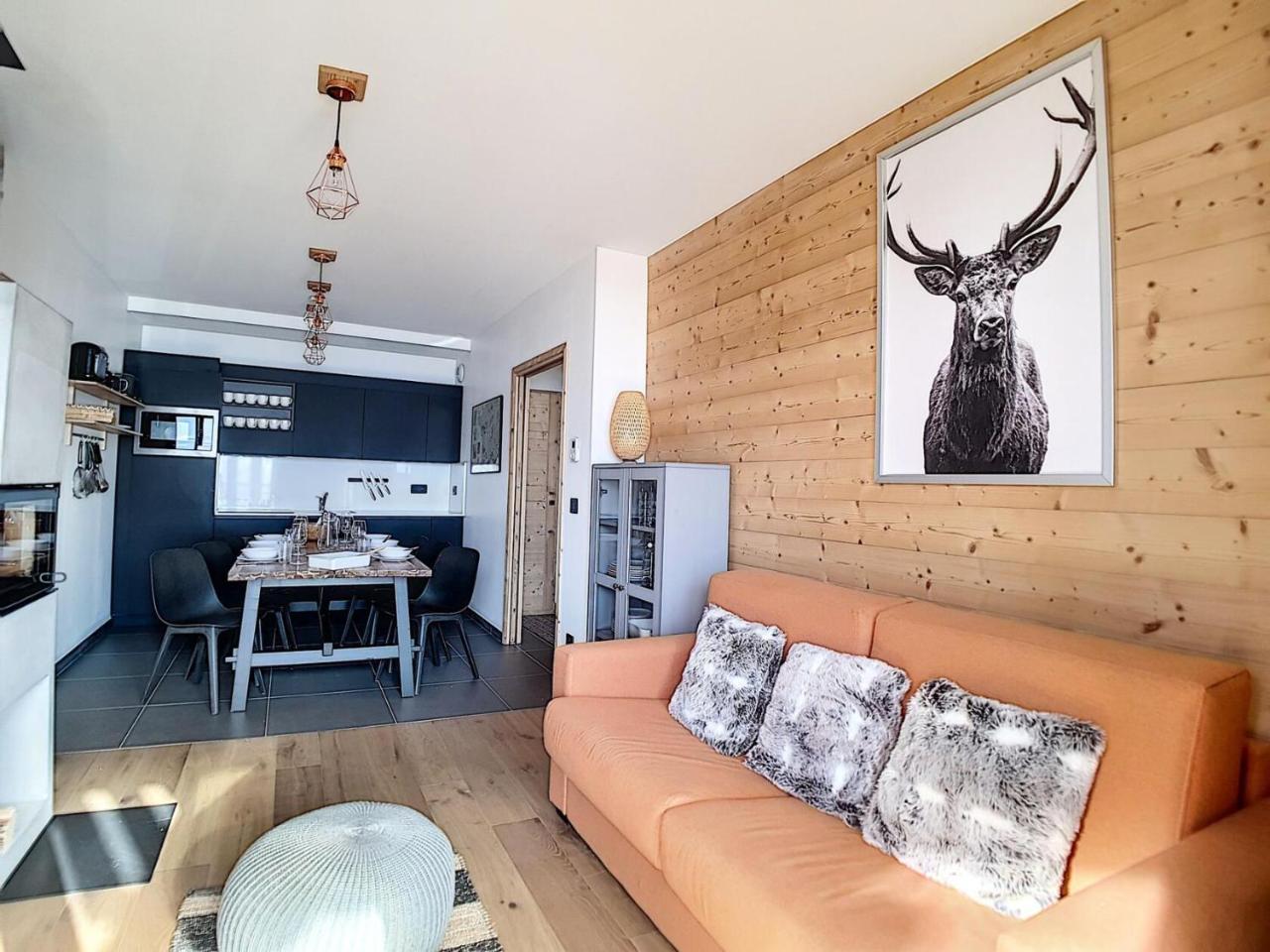 Chalet 2000 - Appartement Neuf · Proche Des Pistes · Balcon · Jacuzzi Mae-0474