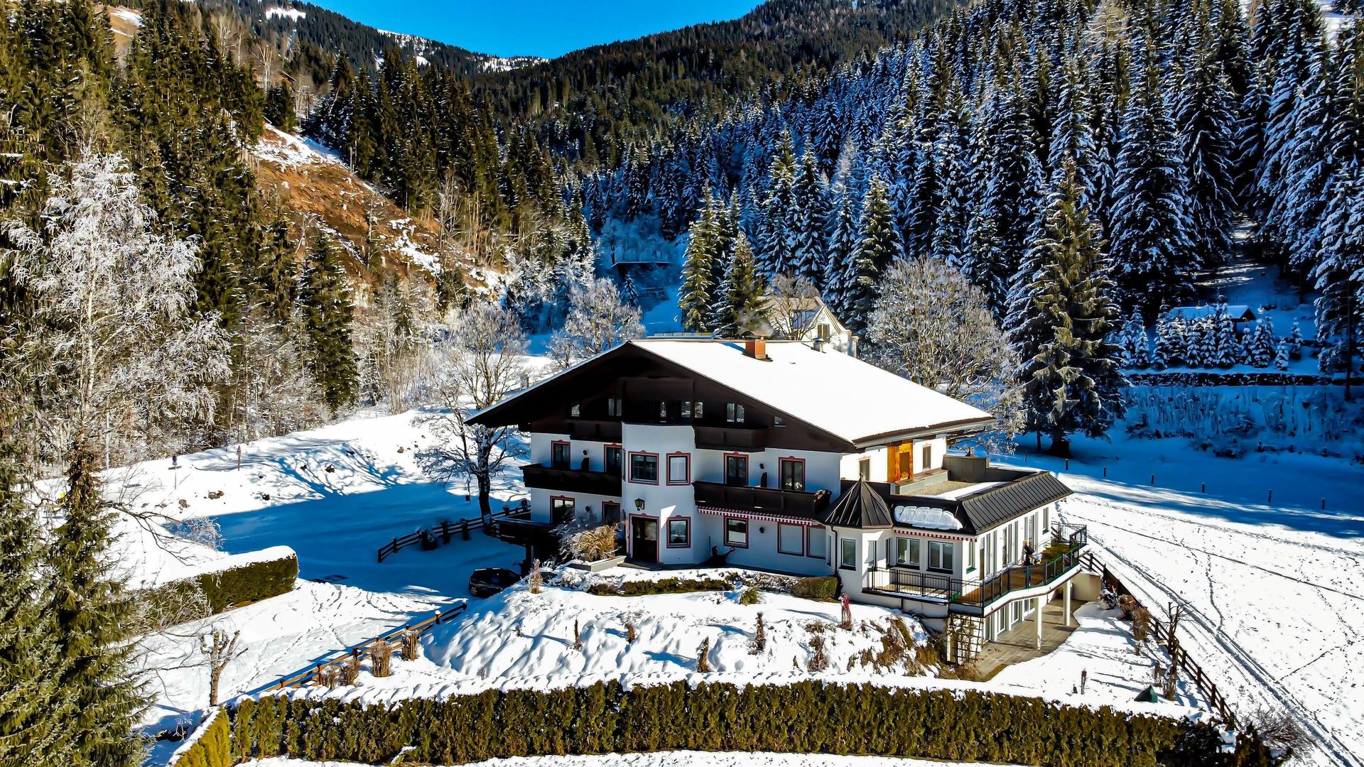 Hotel Kristall