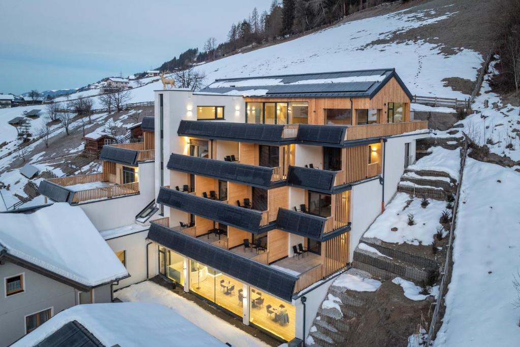 Aparthotel & Restaurant Goldhirsch