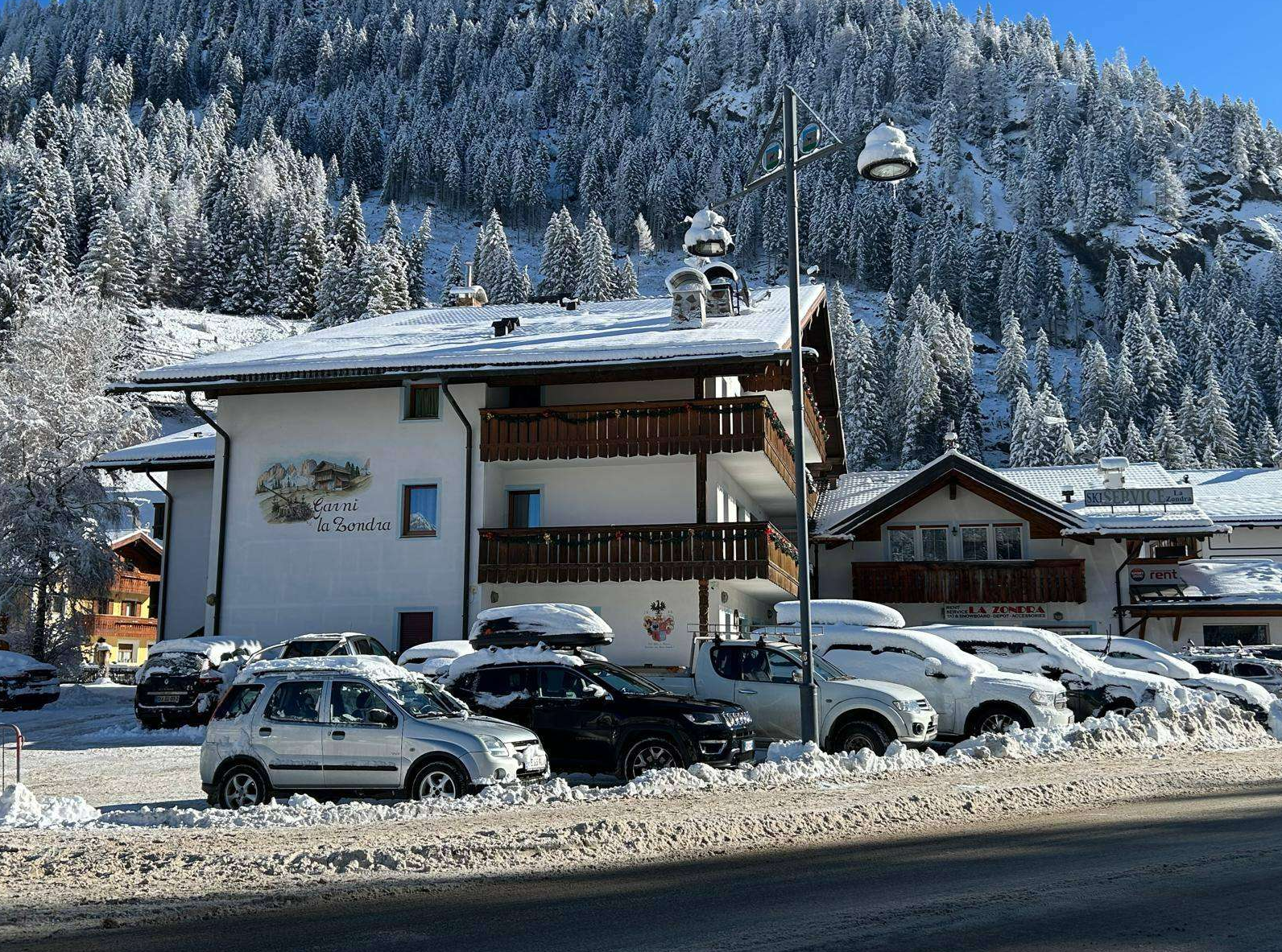 Garni La Zondra