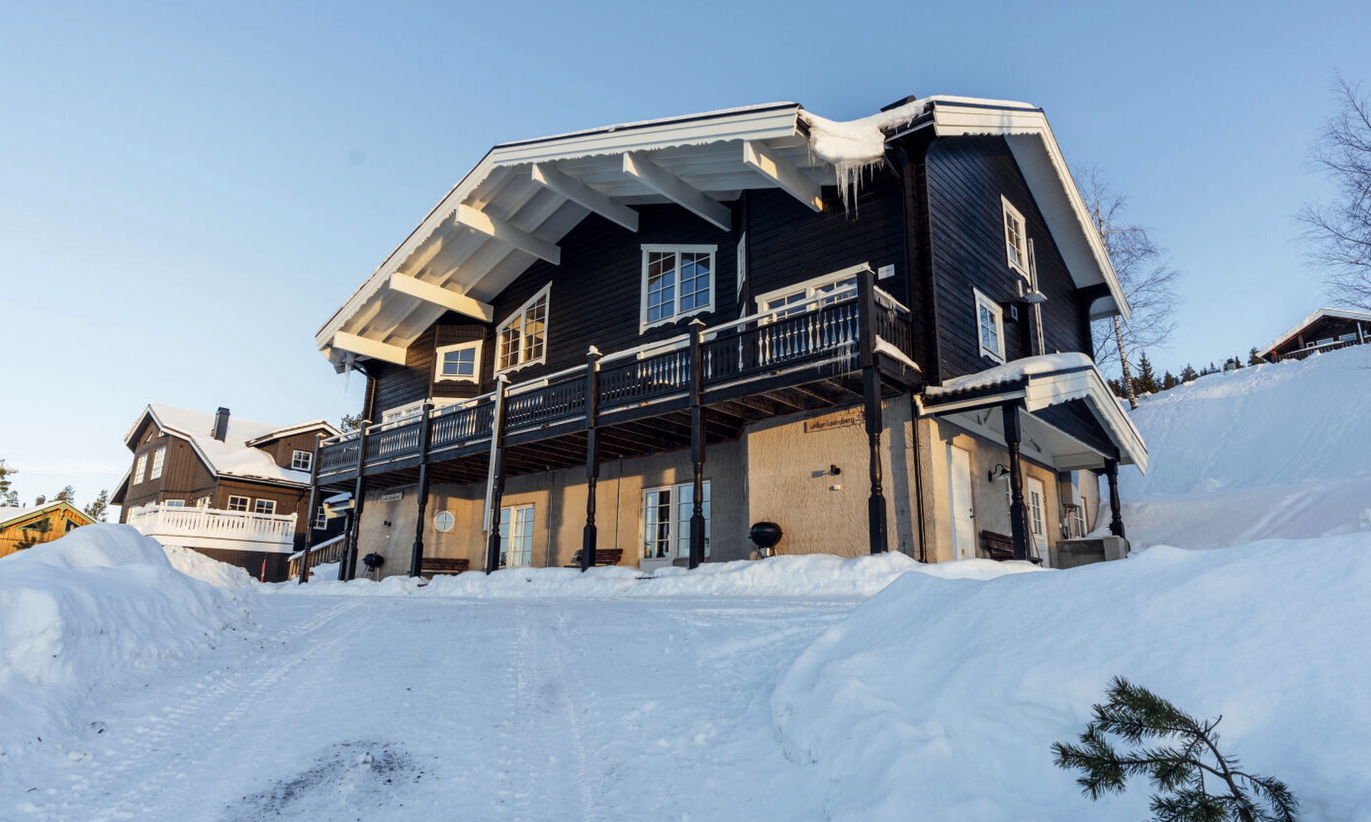 Lodge Ljungberg, Inga-Lills väg 2