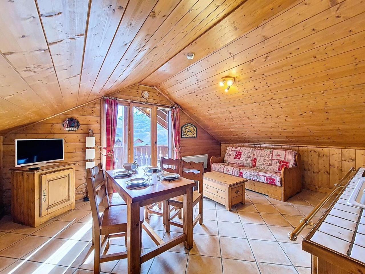 Residence Hameau Des Airelles - Appartement Mansarde. Proche Des Pistes. Balcon. Piscine Mae-2583