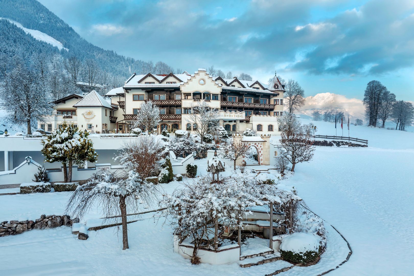 Hotel AlpenSchlössl