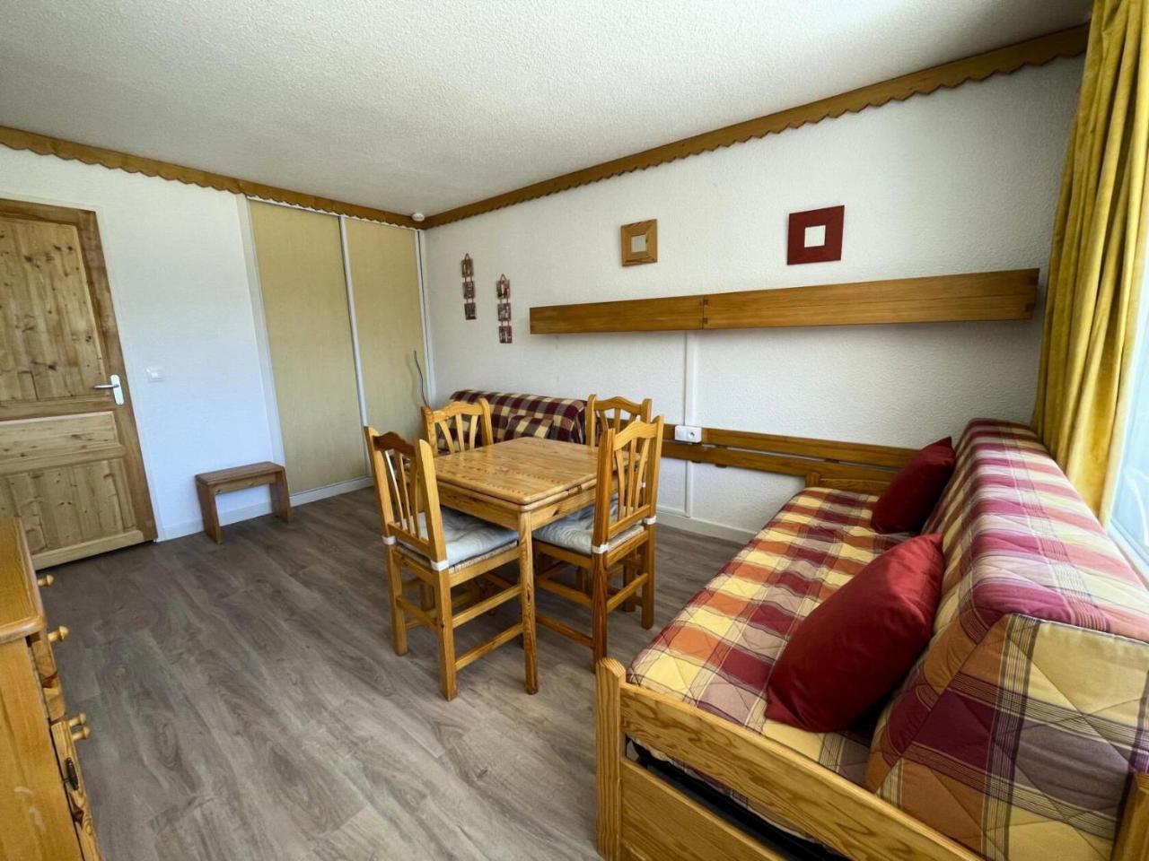 Residence Chaviere - Studio 4 Pers a la Croisette - Vue Sur Les Pistes - Acces 3 Vallees Mae-5464