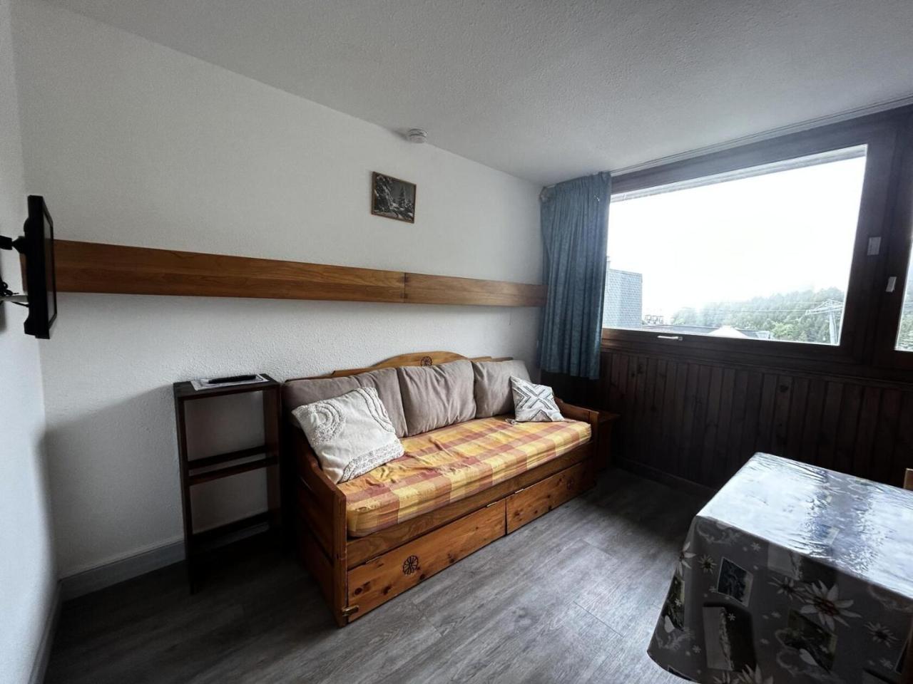 Residence Chaviere - Studio 2 Pers Ski Au Pied Au Coeur Des Menuires Mae-6064