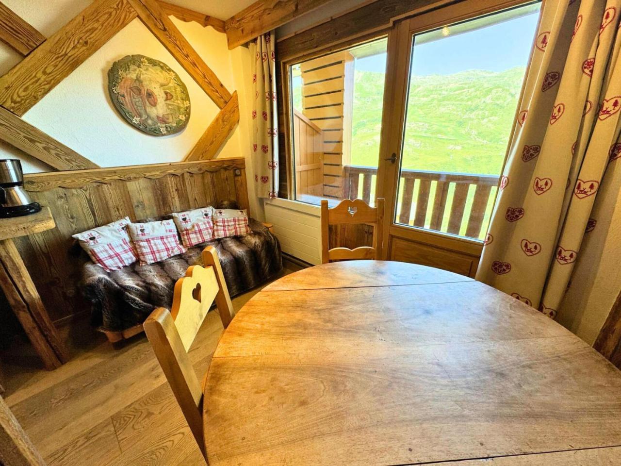 Residence Necou - Studio Deco Style Chalet En Bord de Pistes Pour 3 Personnes Mae-5954
