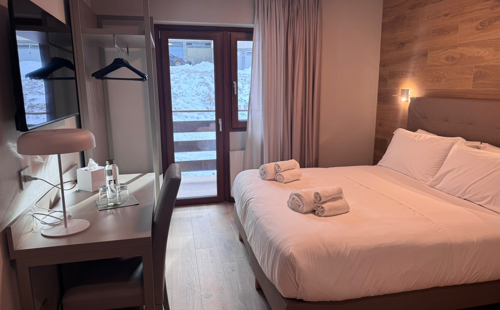 Lift Hotel