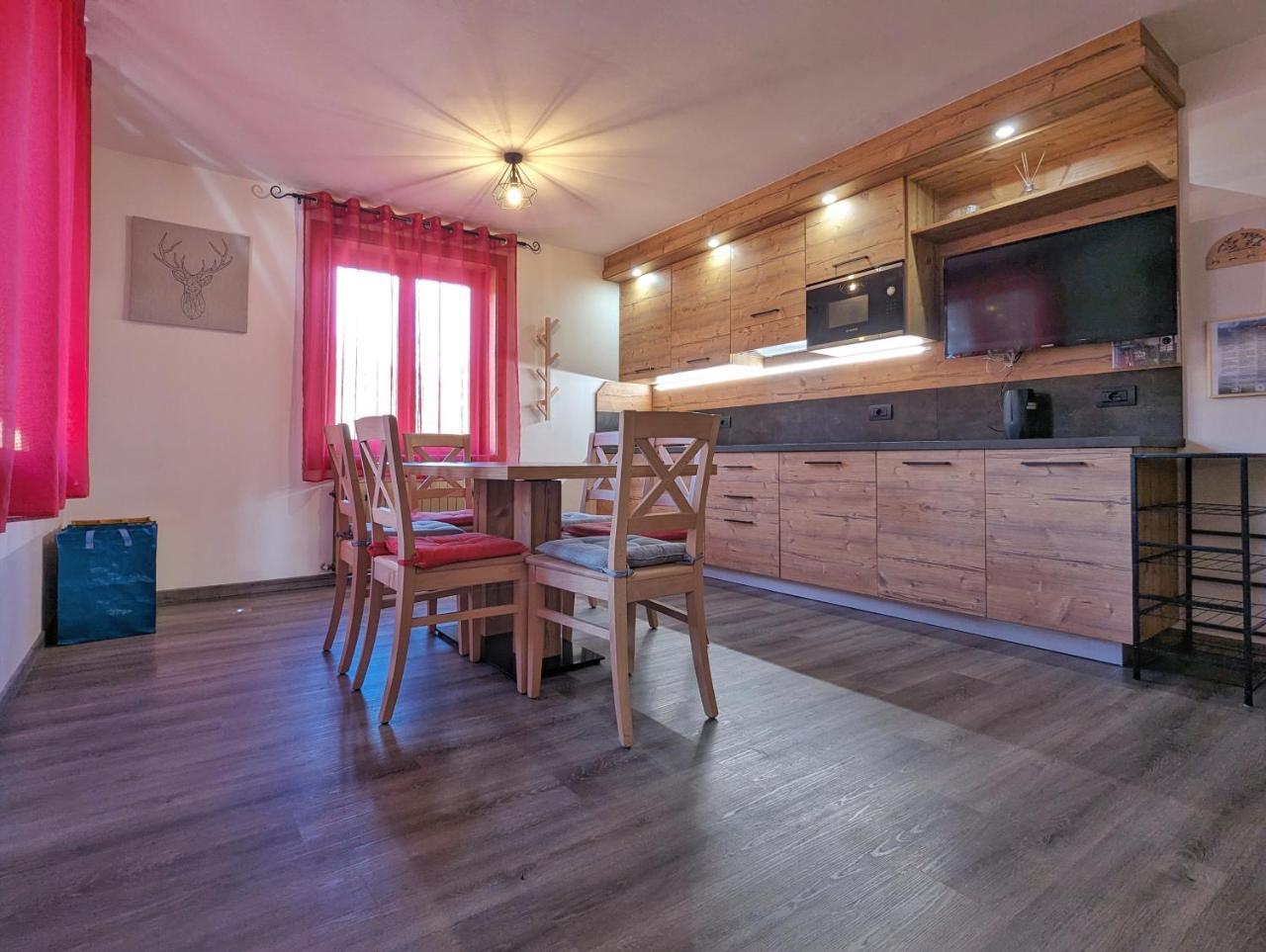 Lg Apartment Livigno - Modern Alpine Comfort