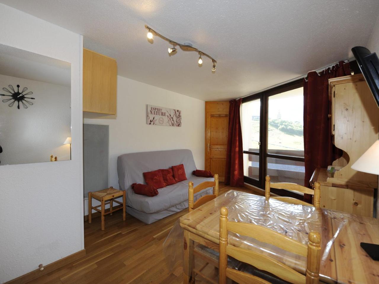 Studio Confortable Avec Balcon, Depart Skis Aux Pieds - Fr-1-344-539