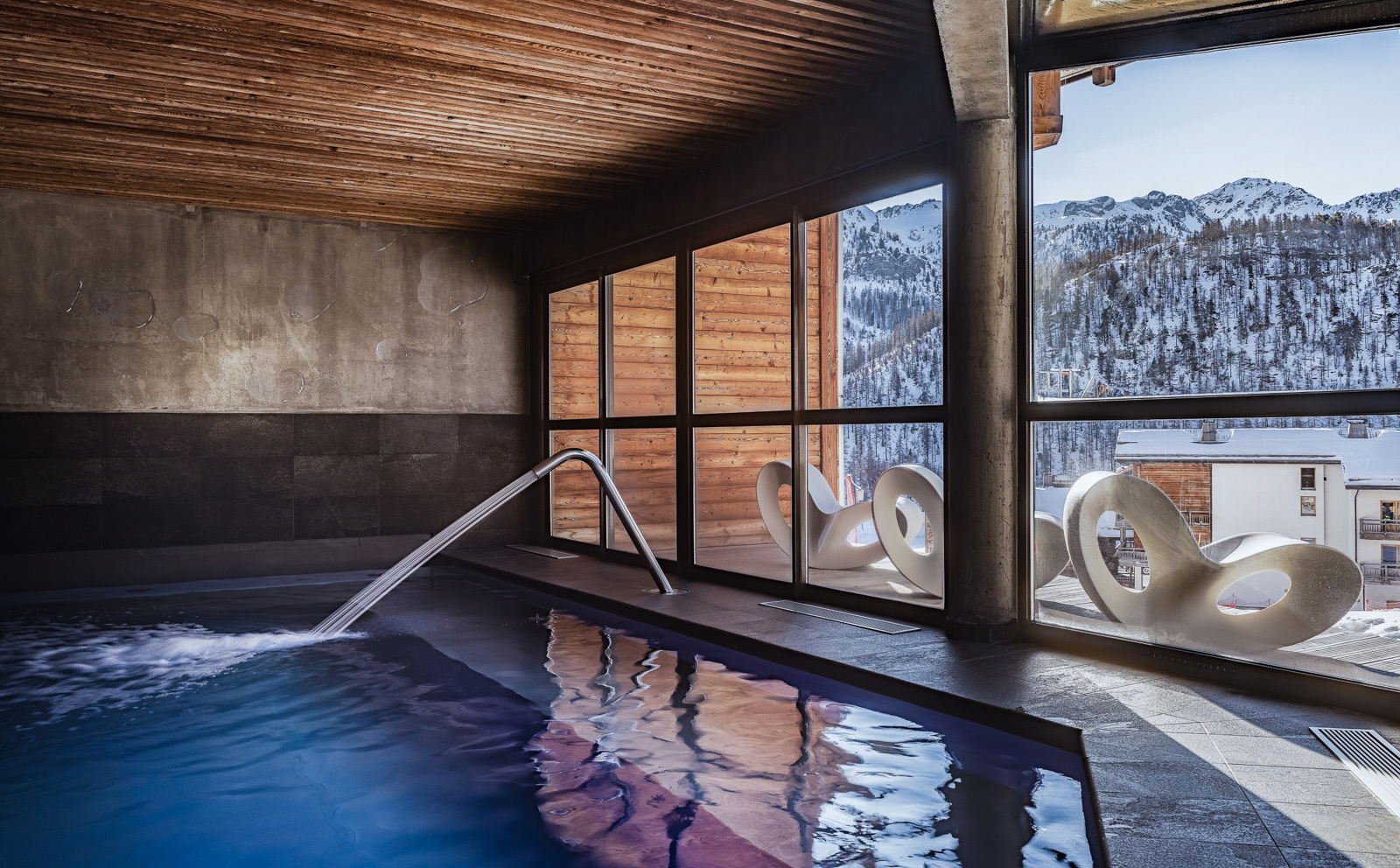 Hotel Anova