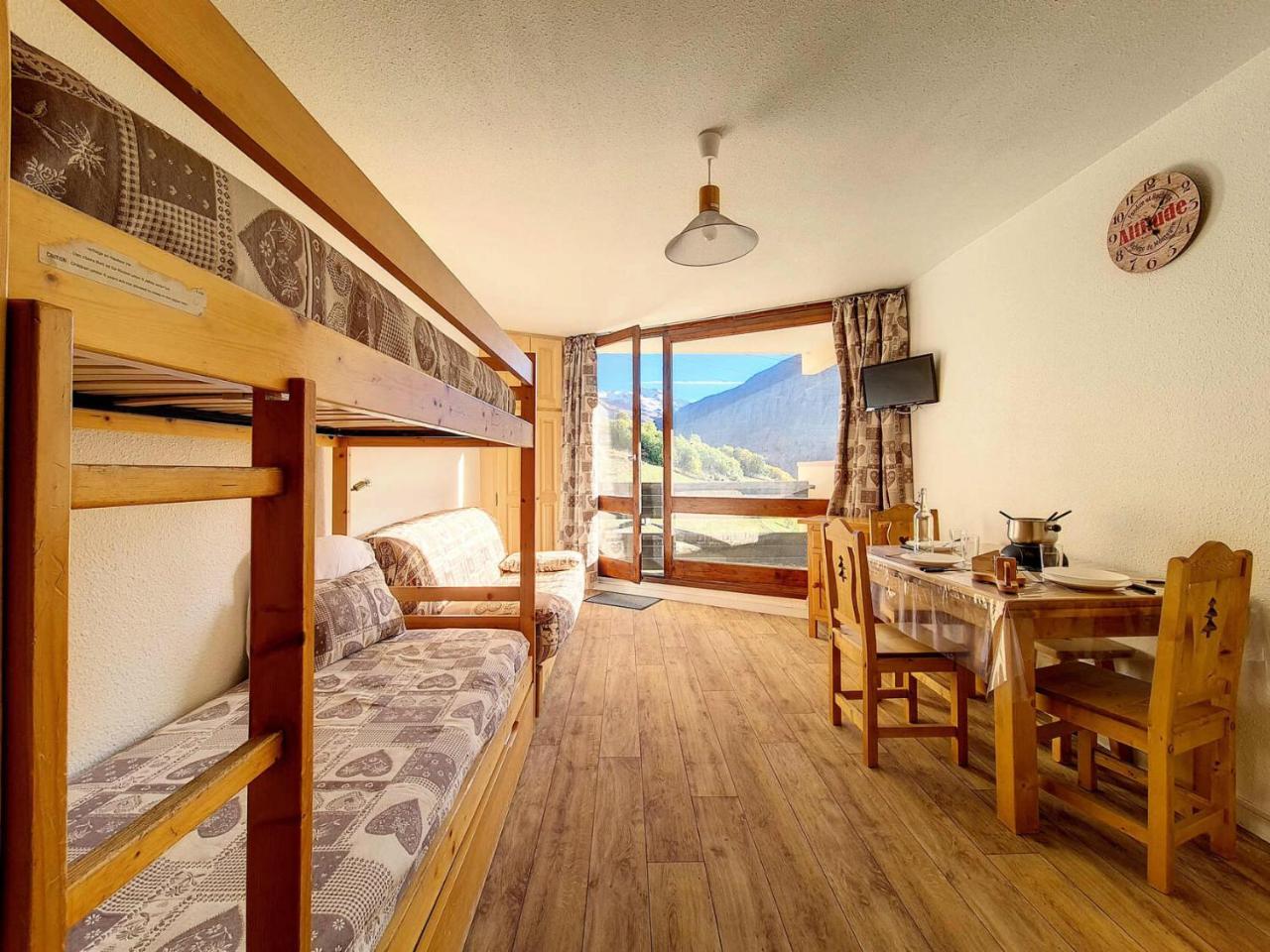 Residence Caron - Studio Lumineux · Depart Et Retour Skis Aux Pieds · Balcon Mae-2734