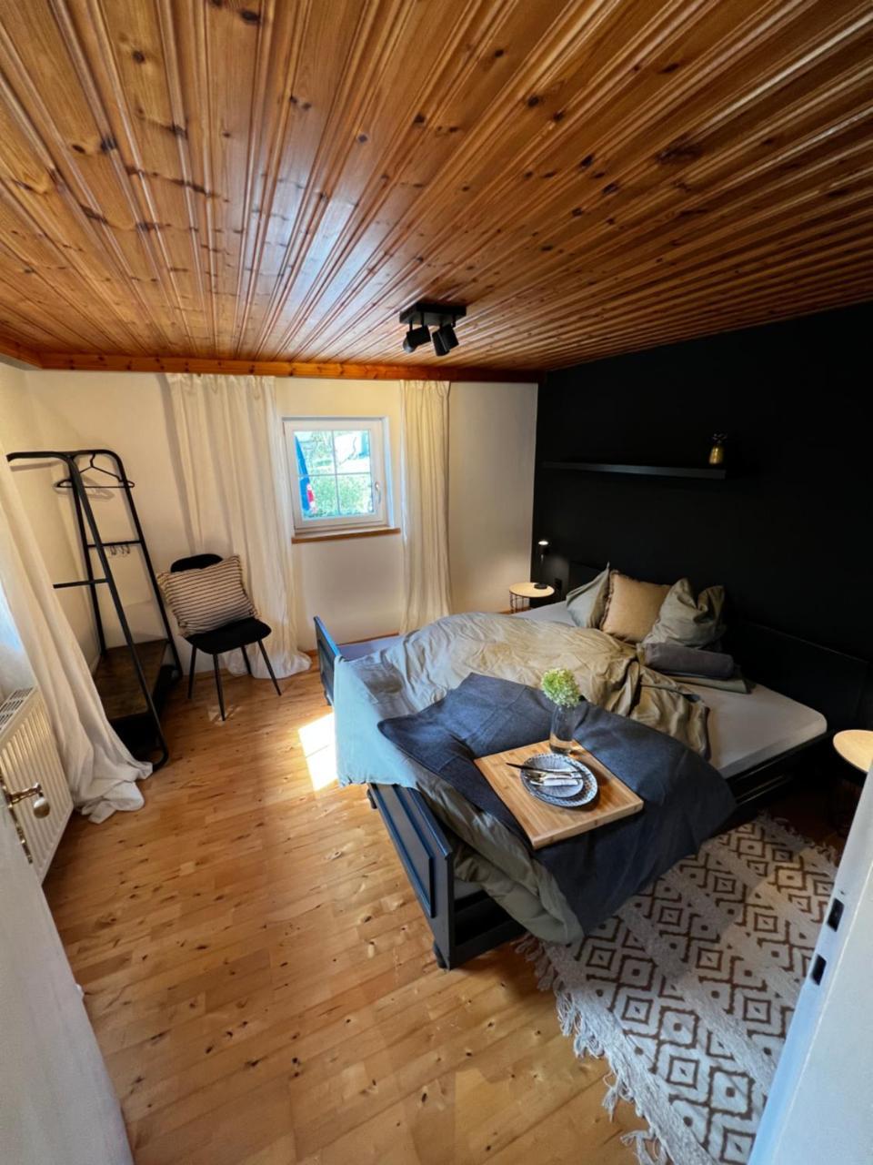 Tini House