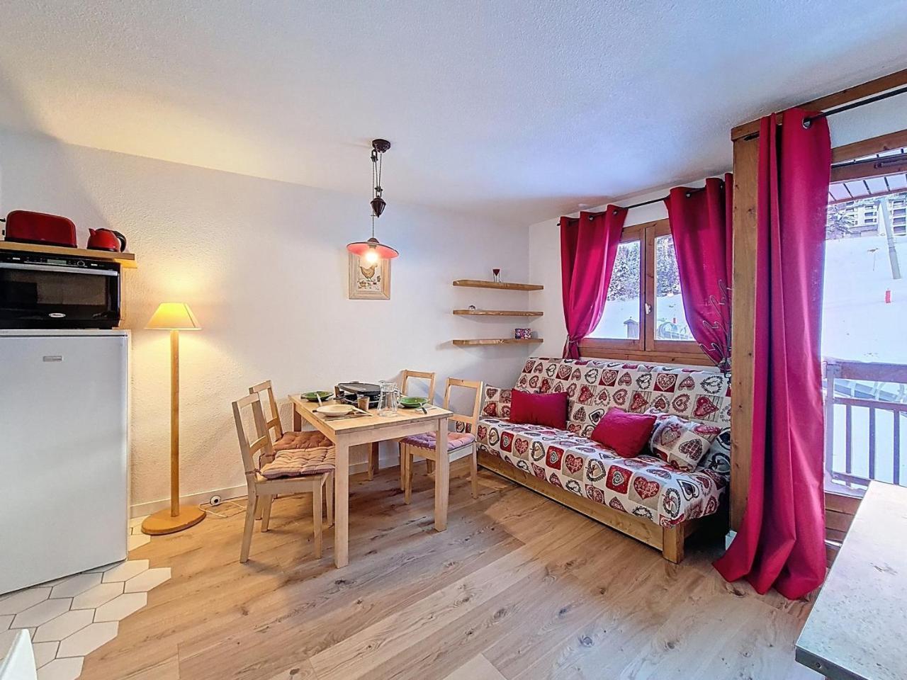 Appartement Lumineux 2 Pieces - Acces Direct Pistes, 5 Pers, Balcon - Fr-1-344-1128