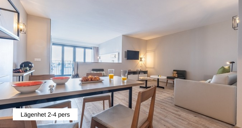 Caribou Apartments är ett helt nyrenoverat lägenhetshotell med riktigt bra läge. Här får du en mycket fräsch boende med modern design och alla bekvämligheter du behöver. I lägenheten finner du fullt utrustat kök med spis, mikrovågsugn och kaffemaskin etc. I vardagsrummet finns soffa, bord och tv. Det är även mycket fräscha badrum. Detta hotell ligger ca 100 m från backen. Det perfekta valet för både familj och kompisgäng. Det finns två lägenhetstyper: Studio med 2 enkelsängar + bäddsoffa i vardagsrummet (2-4 personer) Lägenhet med 1 sovrum (2 sängar) och två enkelsängar + bäddsoffa i vardagsrummet (4-5 personer) Quality Travel bjuder exklusivt våra gäster på bagagetransport till detta hotell. Denna förmån tillgodoser vi då det inte är tillåtet för transferbussar att köra in i byn Pas de la Casa, transfern avslutas därför vid busshållplatsen i nedre delen av byn. Bagagetransporten inkluderar väskor samt skidpaket. Resenärer tar sedan en trevlig promenad genom byn till sitt hotell. Mer information ges på transferbussen och guider hjälper resenärer att hitta sina respektive hotell.