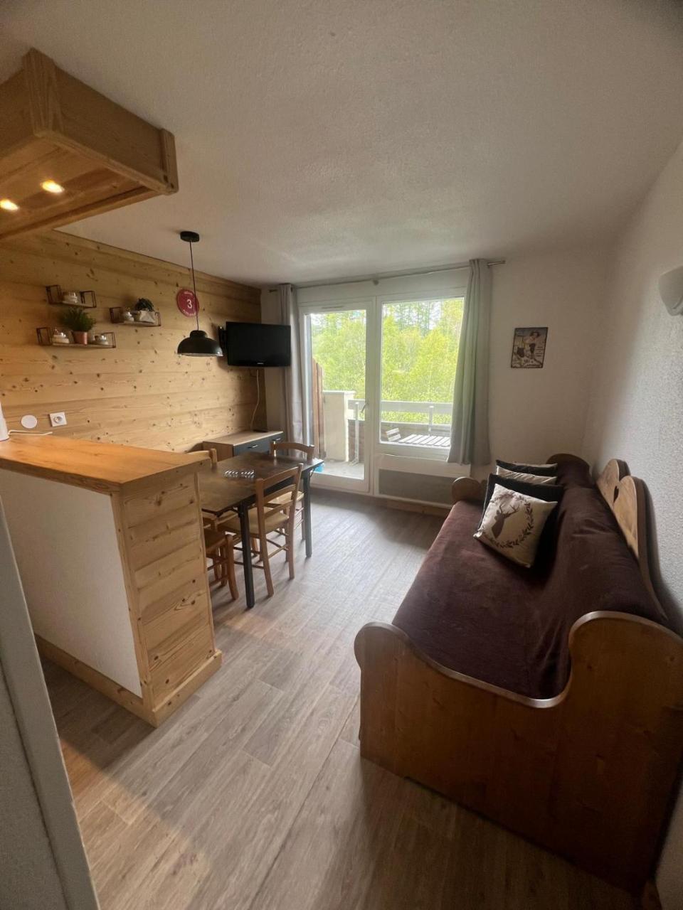 Residence Ecrin D'huez-1ch-5pers-Les Bergers-Alpe D'huez