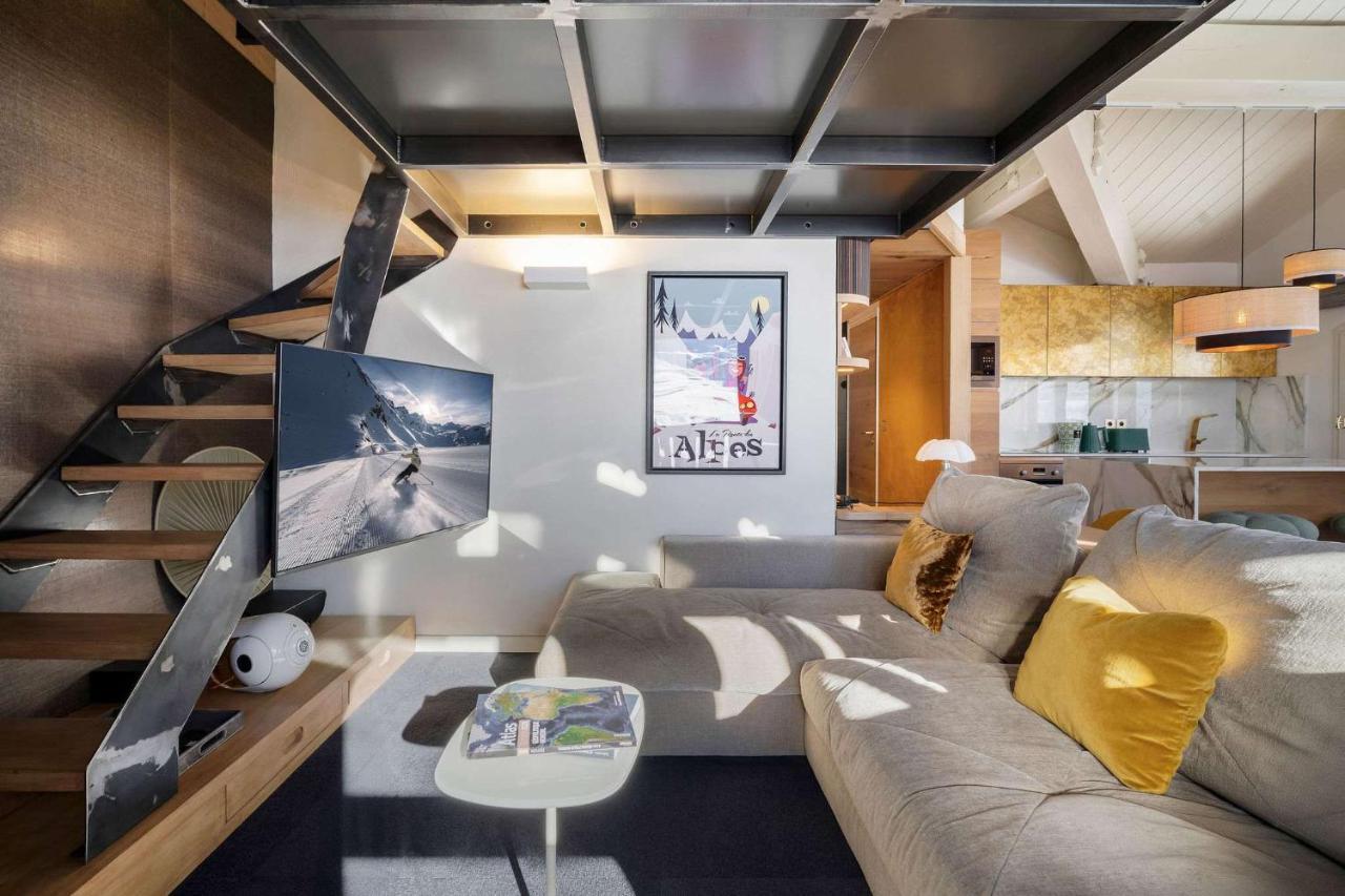 Luxury 4br Apartment with Fireplace & Private Parking - Val Thorens