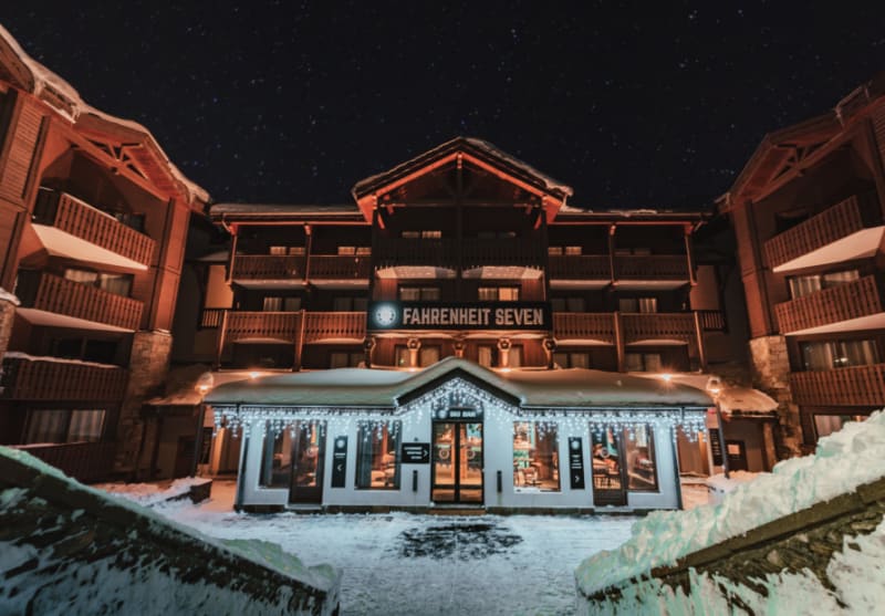 Hotel "Fahrenheit Seven " 